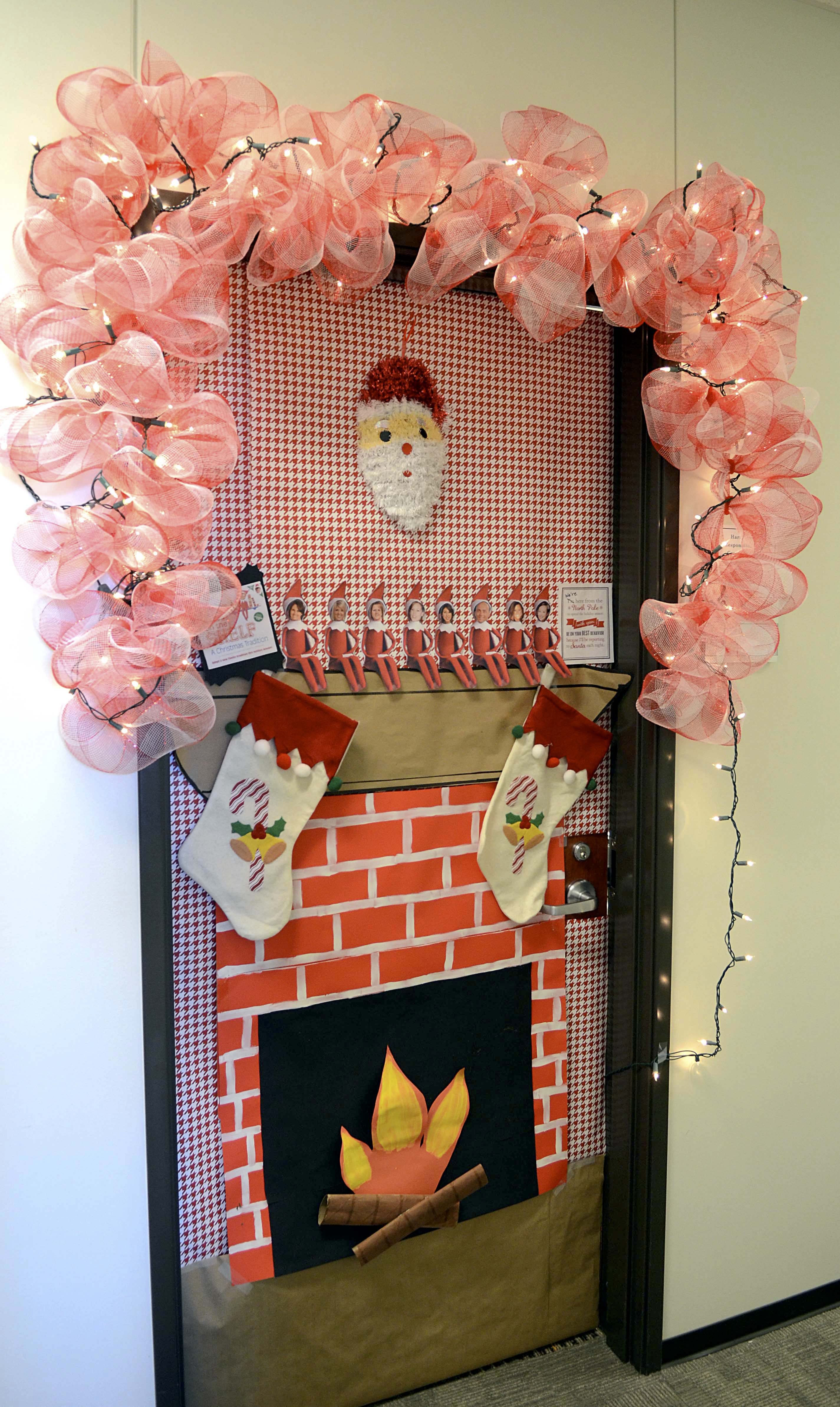 Gingerbread Man Door Decorating